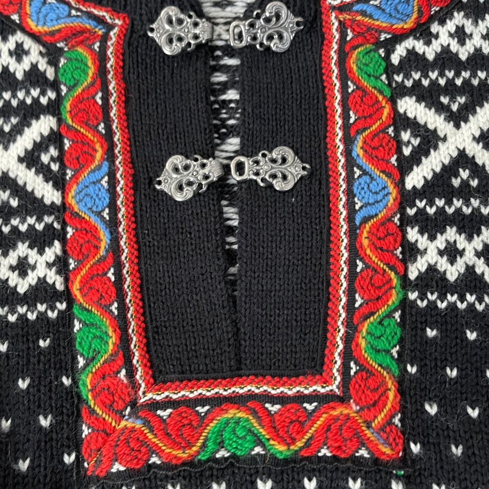 Nordstrikk Norway 100% Virgin Wool Nordic Sweater Men’s M Setesdal Pewter Clasps - Picture 3 of 7